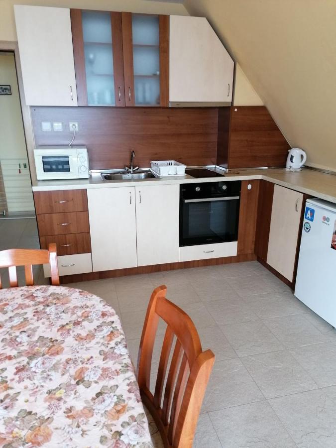 Villa Krisia Apartments Sozopol Exterior photo