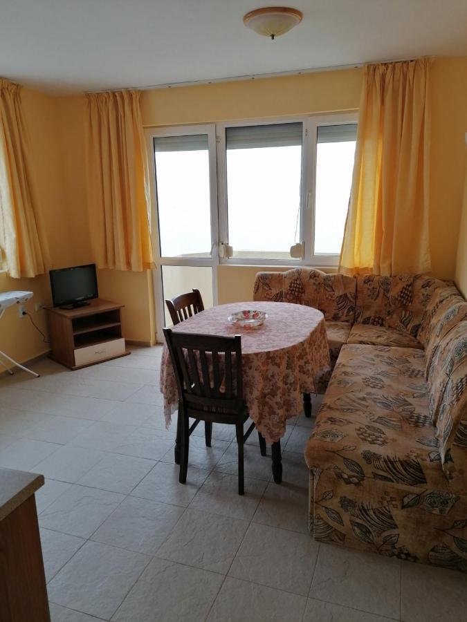 Villa Krisia Apartments Sozopol Exterior photo